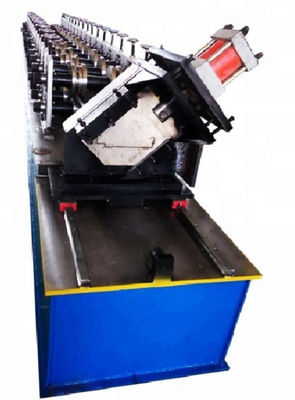 4.2T الصلب مسمار لفة تشكيل آلة 30m / min باب المستودع
