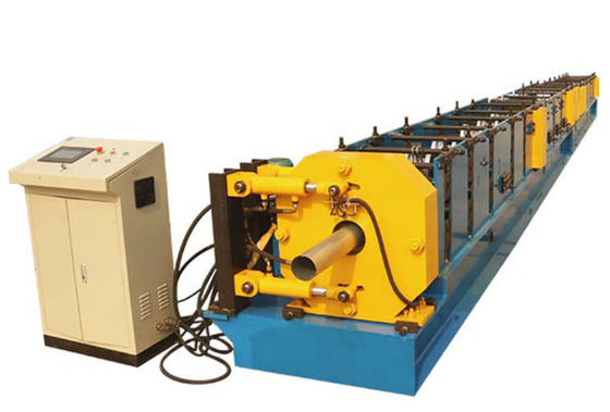 آلة تشكيل ماسورة صرف مياه الأمطار 15KW 8m / min