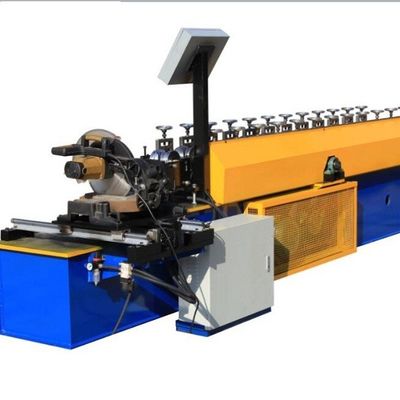 3.2T الصلب مصراع الباب لفة تشكيل آلة 5.5KW 12 محطة