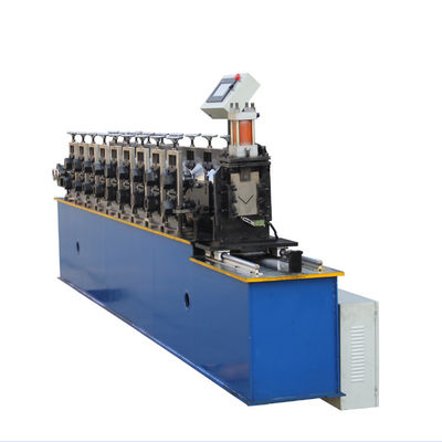 آلة تشكيل لوحة الجدار الحبيبية الزاوية 5.5KW 20m / min القطع الهيدروليكي